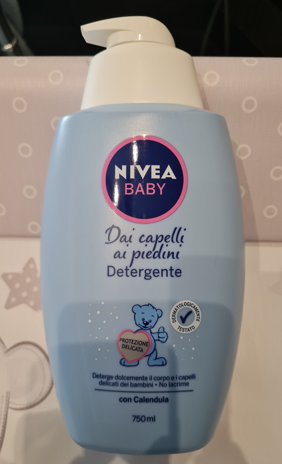 NIVEA Baby Haar & Körper Baby detergente delicato corpo e capelli