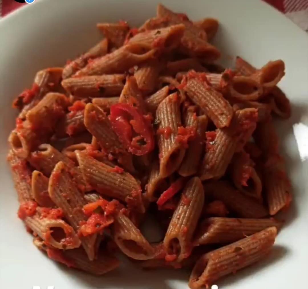 Pasta dalla costa al pomodoro